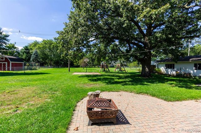2750 Frankson Avenue, Rochester Hills, MI 48307