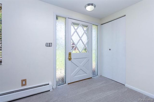 2750 Frankson Avenue, Rochester Hills, MI 48307