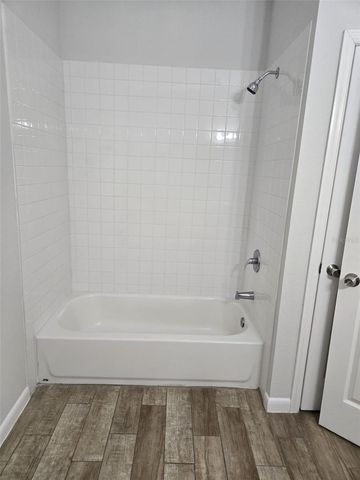 800 ISAACVILLE DR 414, Orlando, FL 32809