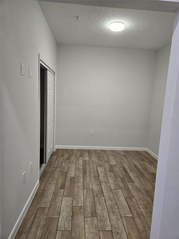 800 ISAACVILLE DR 414, Orlando, FL 32809