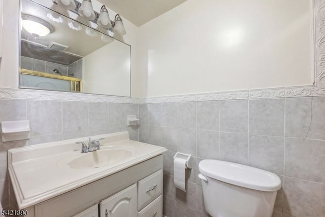 674 Berkeley Ave, City Of Orange Twp., NJ 07050