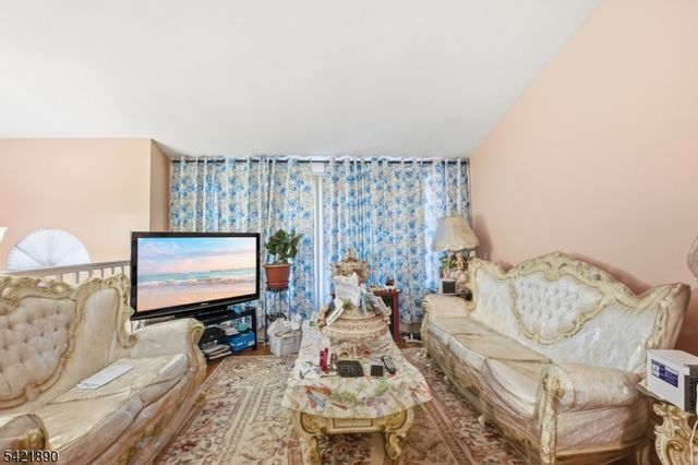 674 Berkeley Ave, City Of Orange Twp., NJ 07050