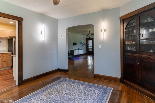 423 Bradley Lane, Youngstown, OH 44504