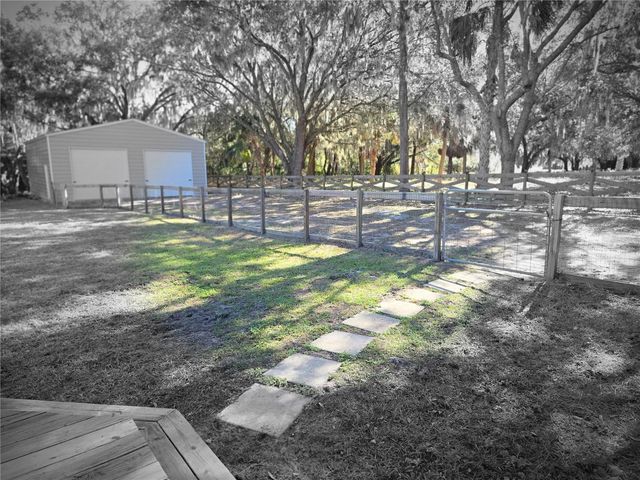 27410 YALAHA CUT OFF ROAD, Yalaha, FL 34797