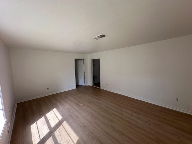 2570 Stadium Drive, Alvin, TX 77511