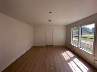 2570 Stadium Drive, Alvin, TX 77511