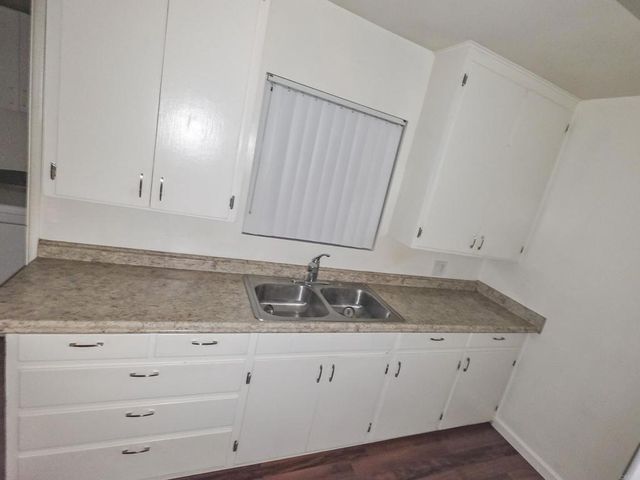 403 11 4th Ave, Escondido, CA 92025