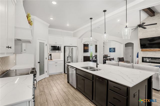 259 Belleview Drive, Belton, TX 76513