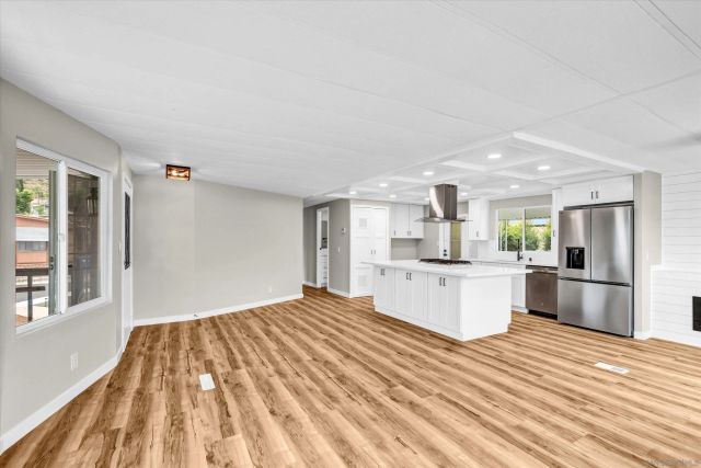 10880 CA-67 6, Lakeside, CA 92040