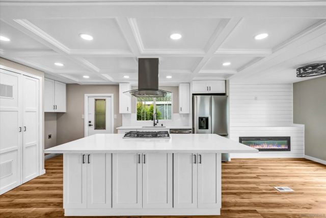 10880 CA-67 6, Lakeside, CA 92040