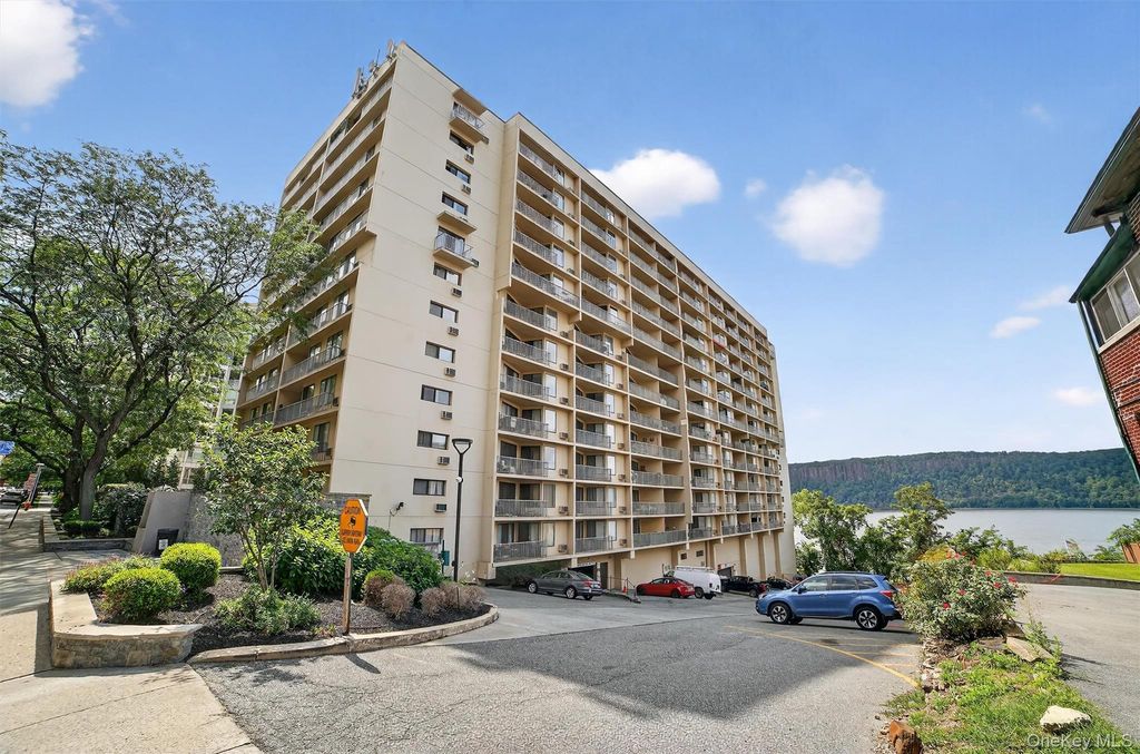1155 Warburton Avenue 10A, Yonkers, NY 10701