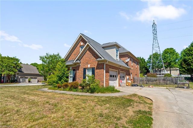 135 Oak Run Court, Lewisville, NC 27023