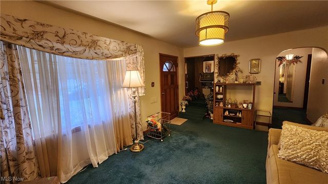 643 Western Avenue, Mingo Junction, OH 43938