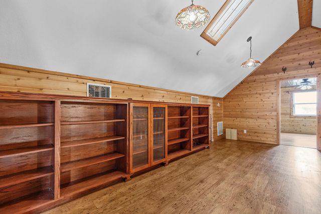 51 County Road 436, Thrall, TX 76578