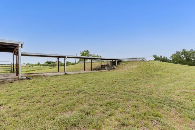 51 County Road 436, Thrall, TX 76578