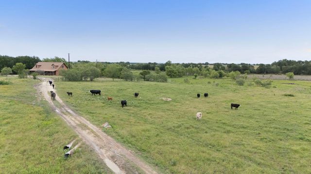 51 County Road 436, Thrall, TX 76578