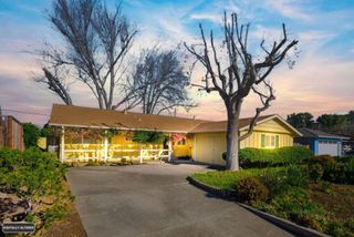 1000 Wood Duck Avenue, Santa Clara, CA 95051