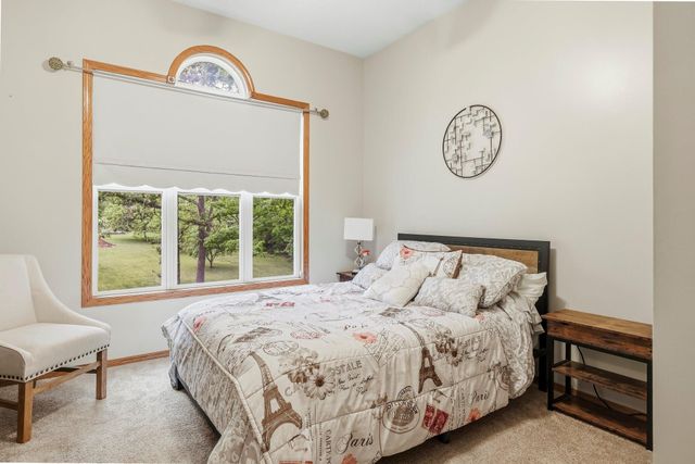 123 Oak Tree Circle, Ozark, MO 65721