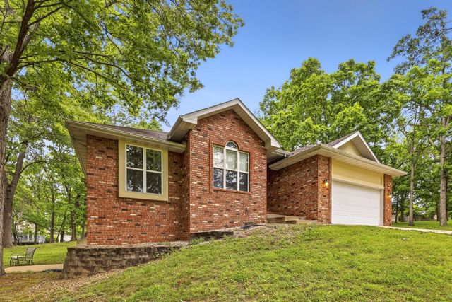 123 Oak Tree Circle, Ozark, MO 65721