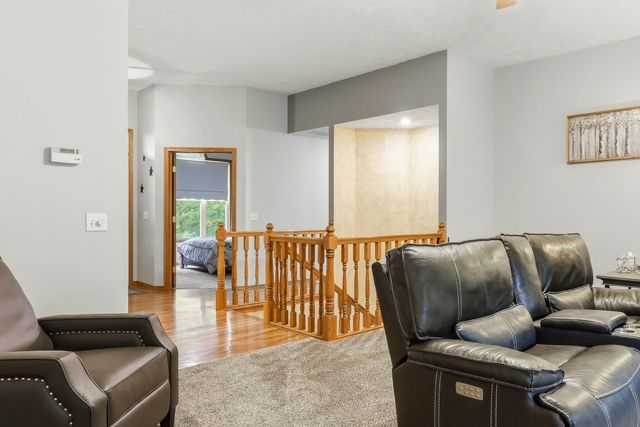 123 Oak Tree Circle, Ozark, MO 65721