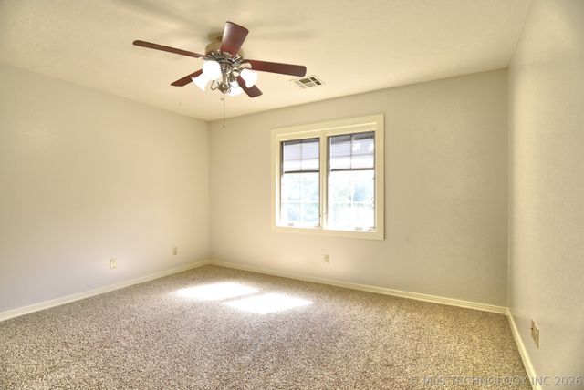 4224 S 69th West Avenue NE, Tulsa, OK 74107