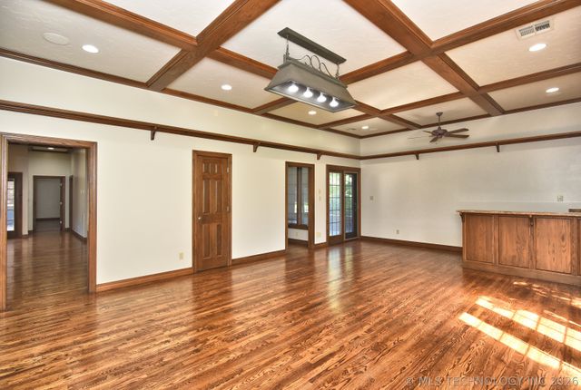 4224 S 69th West Avenue NE, Tulsa, OK 74107