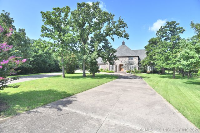 4224 S 69th West Avenue NE, Tulsa, OK 74107
