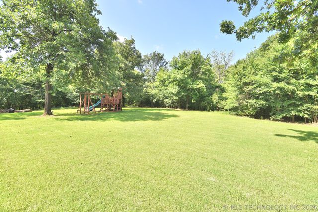 4224 S 69th West Avenue NE, Tulsa, OK 74107