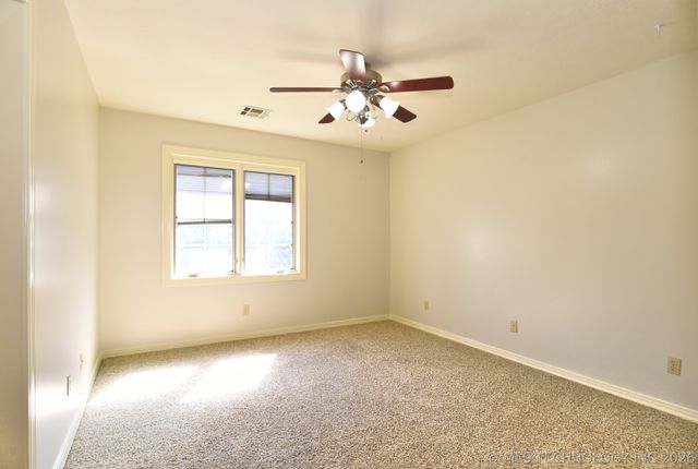 4224 S 69th West Avenue NE, Tulsa, OK 74107