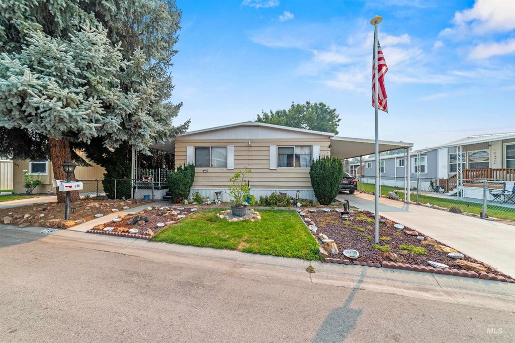 239 N Checola Circle, Boise, ID 83713 photo 1