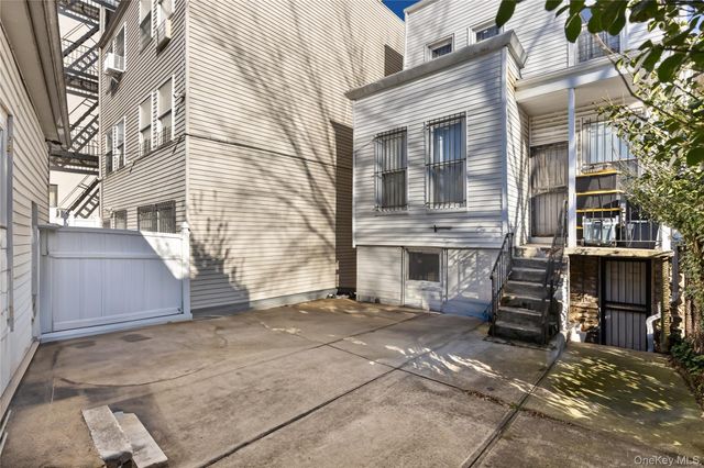 1417 Crotona Avenue, Bronx, NY 10456