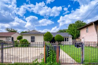 1017 Hoke Smith Drive, Dallas, TX 75224