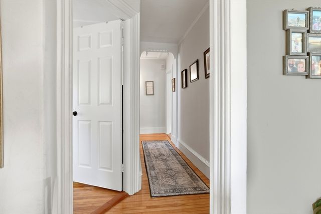 187 Burrill St 2, Swampscott, MA 01907