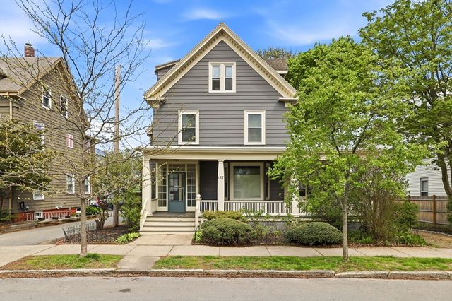 187 Burrill St 2, Swampscott, MA 01907