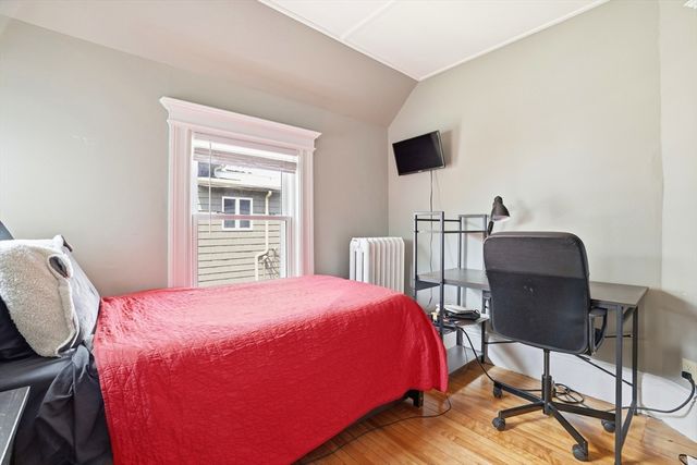 187 Burrill St 2, Swampscott, MA 01907