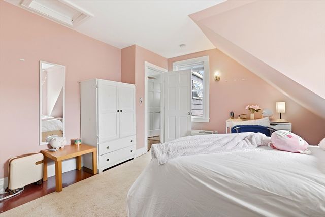 187 Burrill St 2, Swampscott, MA 01907