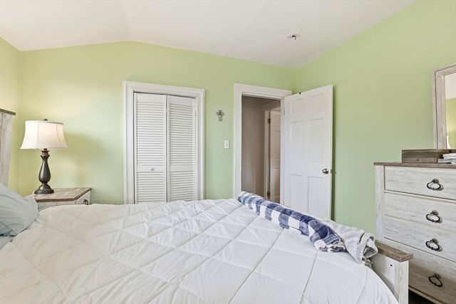 187 Burrill St 2, Swampscott, MA 01907