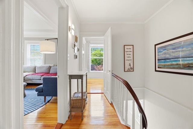 187 Burrill St 2, Swampscott, MA 01907