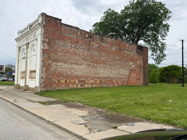 11801 Hamilton Avenue, Highland Park, MI 48203