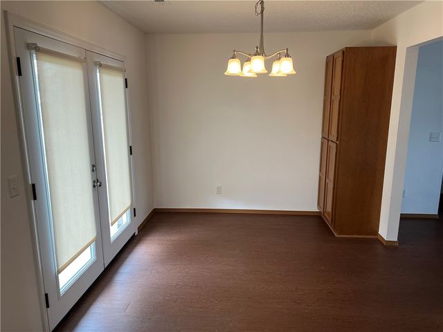 1013 NW 12th Street, Bentonville, AR 72712