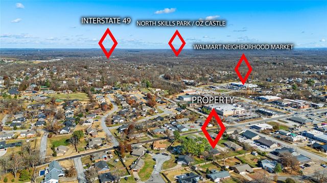 1013 NW 12th Street, Bentonville, AR 72712