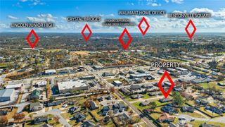 1013 NW 12th Street, Bentonville, AR 72712