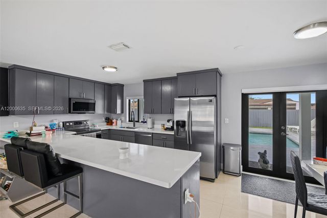 12535 SW 31st Ter, Miami, FL 33175