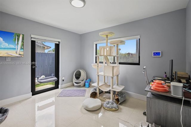 12535 SW 31st Ter, Miami, FL 33175