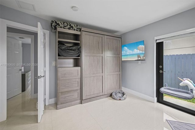 12535 SW 31st Ter, Miami, FL 33175