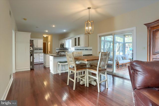 1014 S WATERFORD WAY, Mechanicsburg, PA 17050