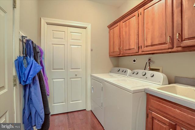 1014 S WATERFORD WAY, Mechanicsburg, PA 17050