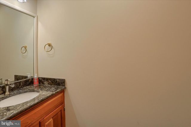 1014 S WATERFORD WAY, Mechanicsburg, PA 17050