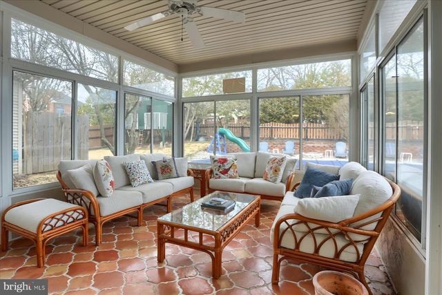 1014 S WATERFORD WAY, Mechanicsburg, PA 17050