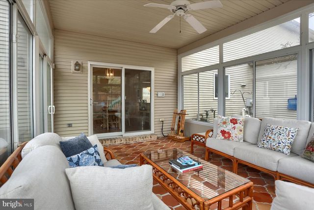 1014 S WATERFORD WAY, Mechanicsburg, PA 17050